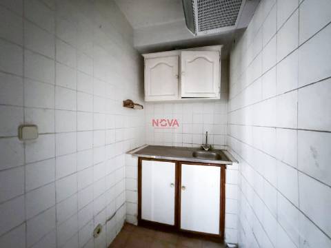 Armazém  Venda em Ermesinde,Valongo