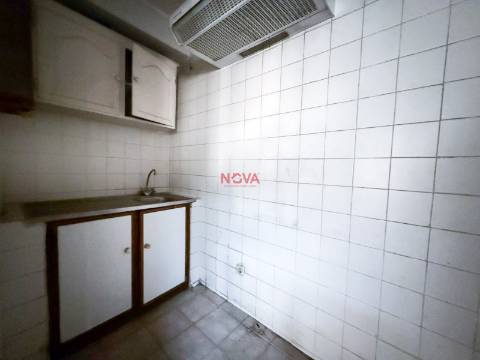 Armazém  Venda em Ermesinde,Valongo