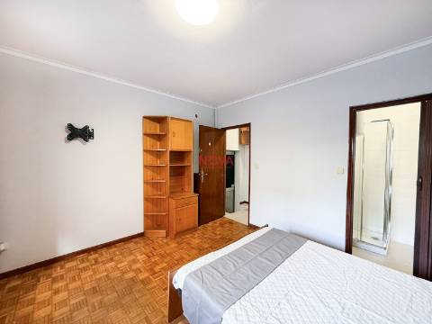 Armazém  Venda em Ermesinde,Valongo