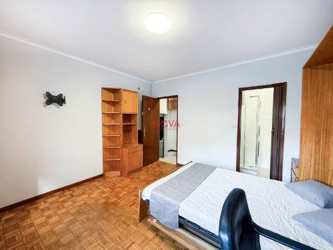 Armazém  Venda em Ermesinde,Valongo