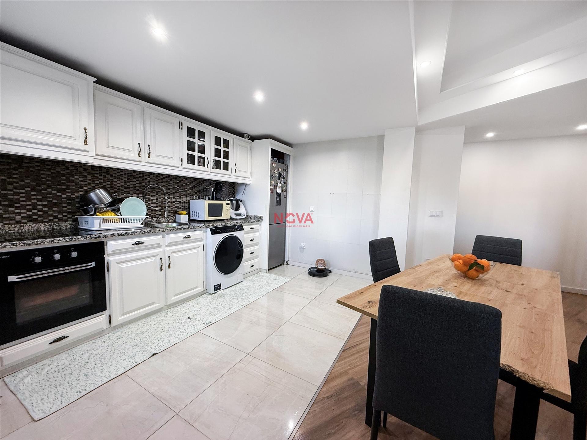 Apartamento T3 Venda em Ermesinde,Valongo