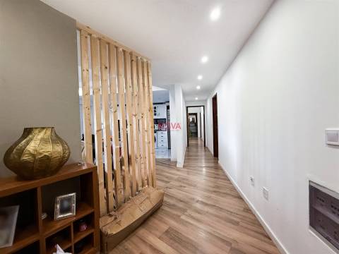 Apartamento T3 Venda em Ermesinde,Valongo