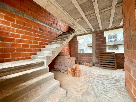 Moradia em Banda T2 Venda em Veade, Gagos e Molares,Celorico de Basto