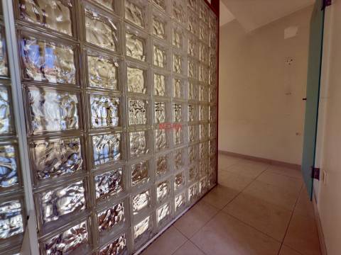 Loja  Arrendamento em Valongo,Valongo