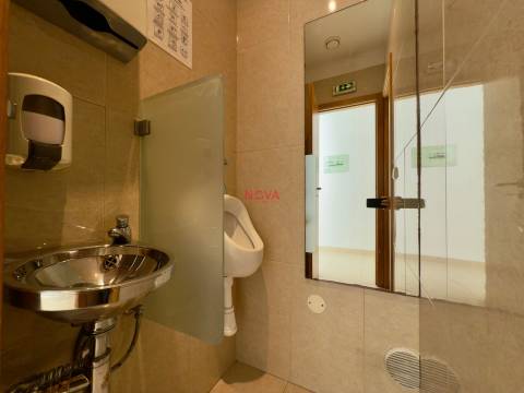 Loja  Arrendamento em Valongo,Valongo