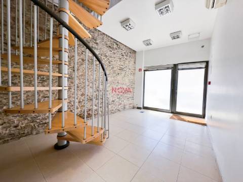 Loja  Arrendamento em Valongo,Valongo