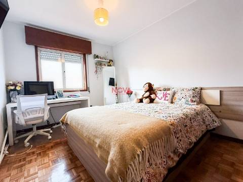 Moradia em Banda T4 Venda em Gondomar (São Cosme), Valbom e Jovim,Gondomar