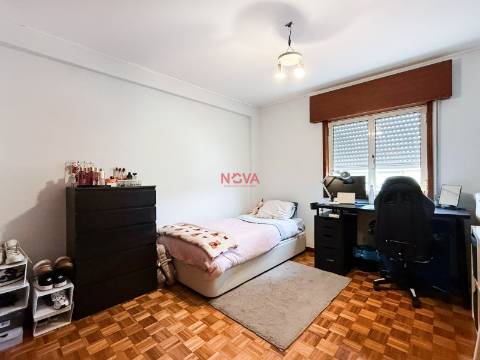 Moradia em Banda T4 Venda em Gondomar (São Cosme), Valbom e Jovim,Gondomar