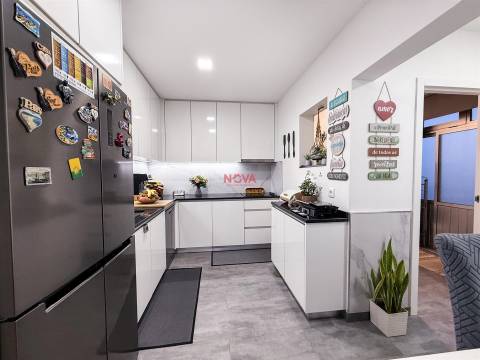 Apartamento T3 Venda em Ermesinde,Valongo