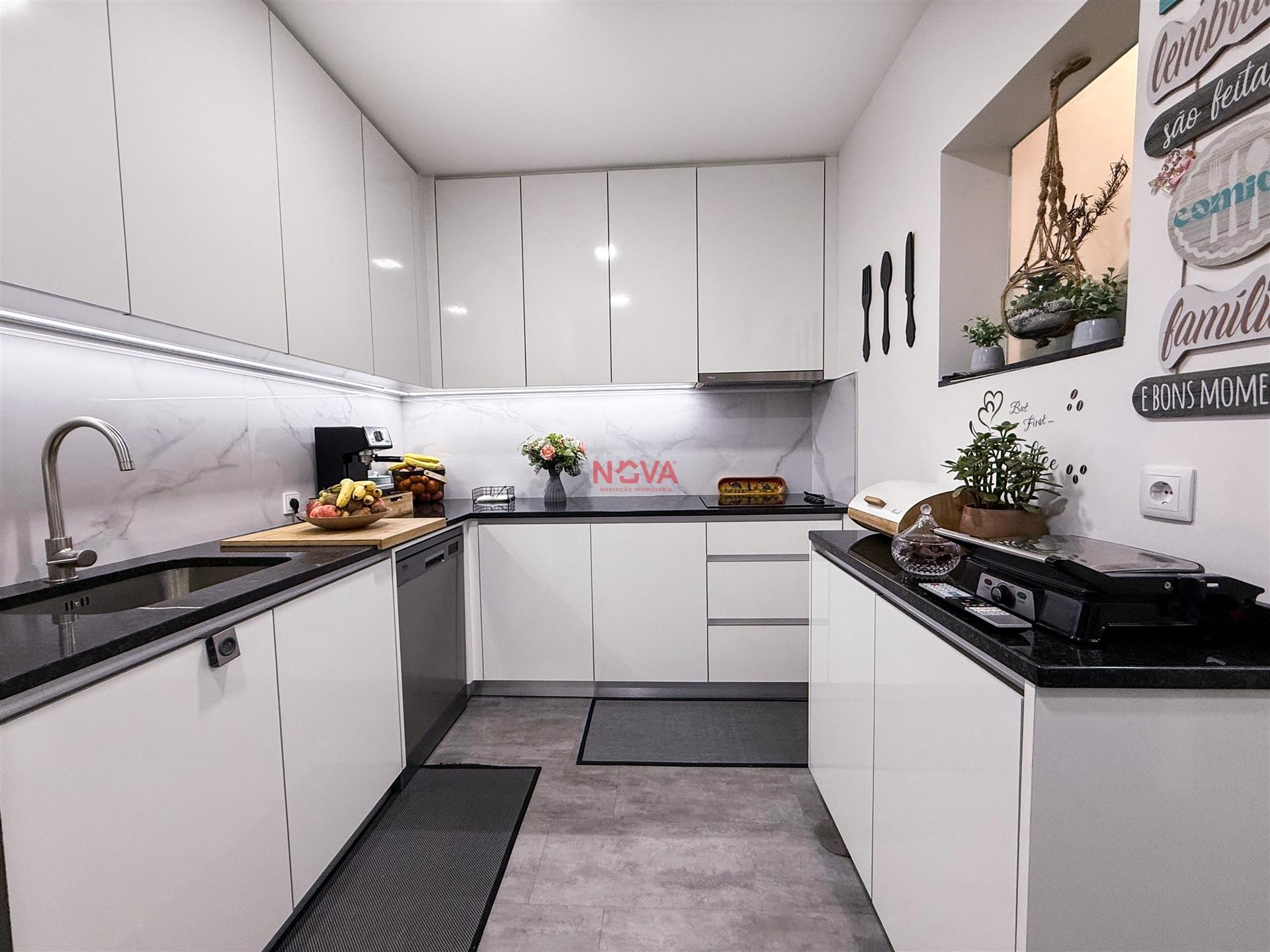 Apartamento T3 Venda em Ermesinde,Valongo