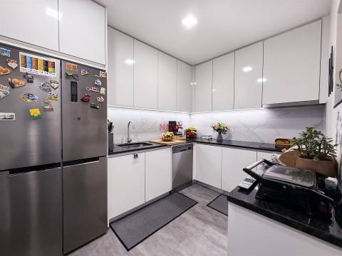 Apartamento T3 Venda em Ermesinde,Valongo