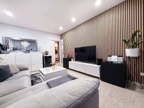 Apartamento T3 Venda em Ermesinde,Valongo