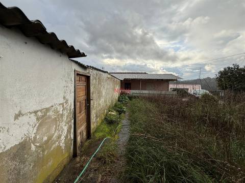 Moradia Geminada T2 Venda em Reguenga,Santo Tirso