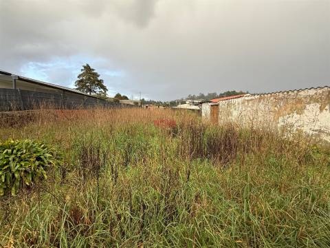 Moradia Geminada T2 Venda em Reguenga,Santo Tirso