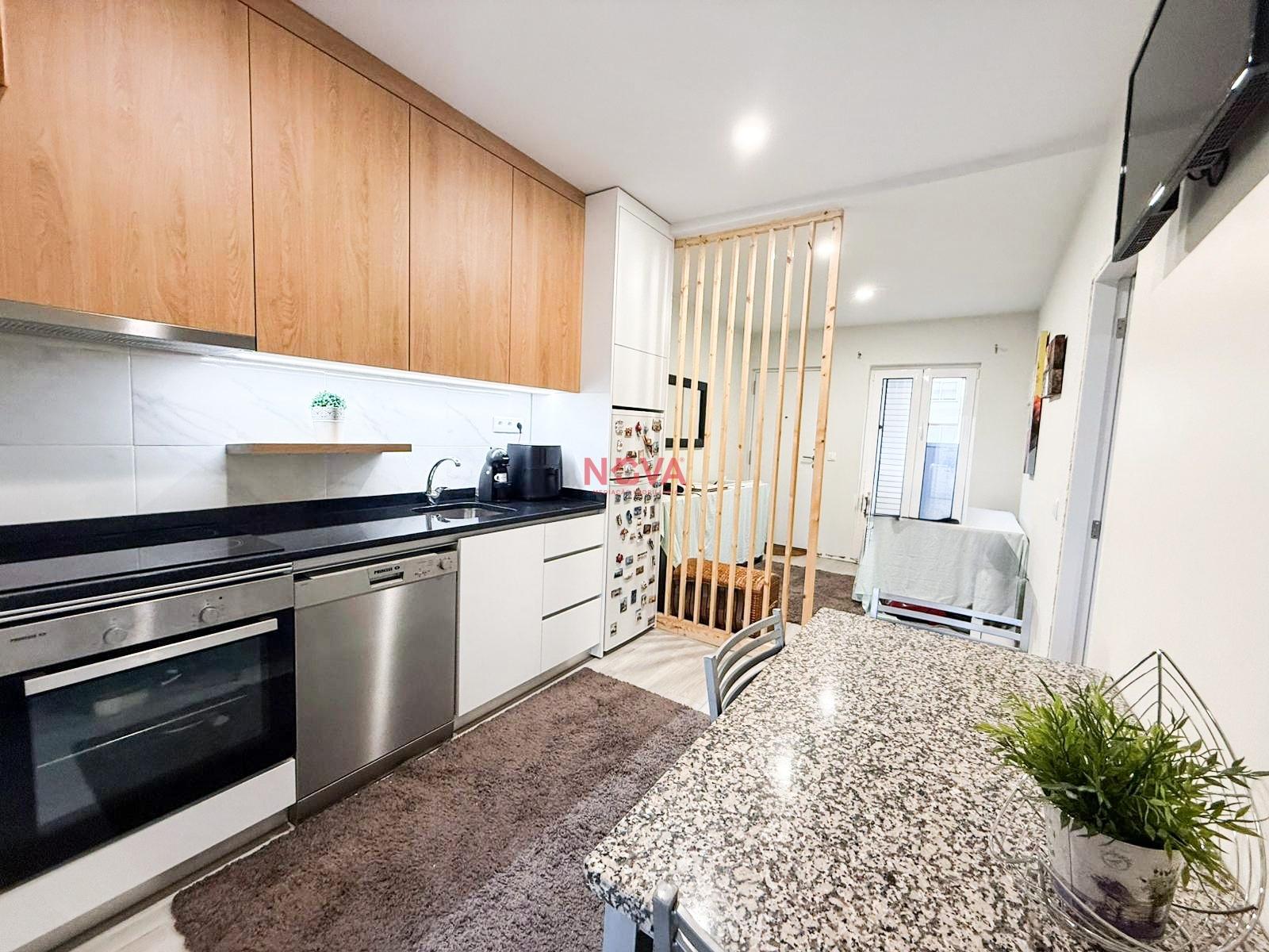 Moradia em Banda T1+1 Venda em Ermesinde,Valongo