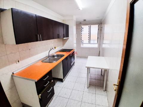 Apartamento T3 Venda em Baguim do Monte (Rio Tinto),Gondomar