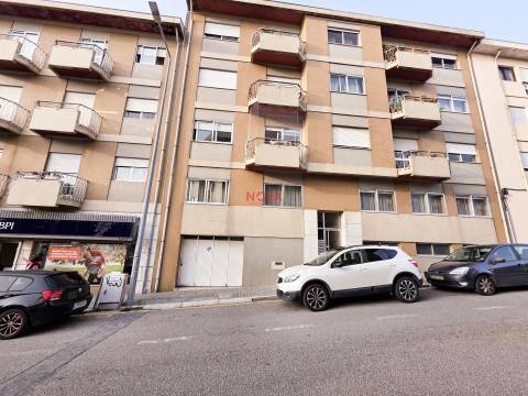 Garagem  Arrendamento em Ermesinde,Valongo