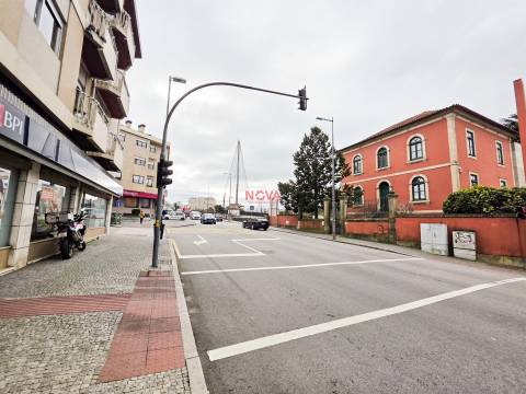 Garagem  Arrendamento em Ermesinde,Valongo