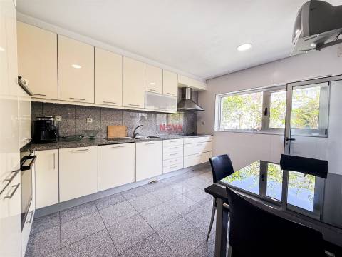 Moradia em Banda T3+1 Venda em Ermesinde,Valongo