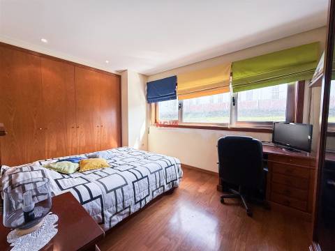 Moradia em Banda T3+1 Venda em Ermesinde,Valongo