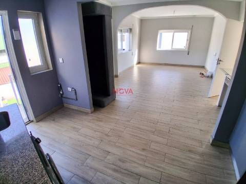 Andar Moradia T3 Venda em Gondomar (São Cosme), Valbom e Jovim,Gondomar