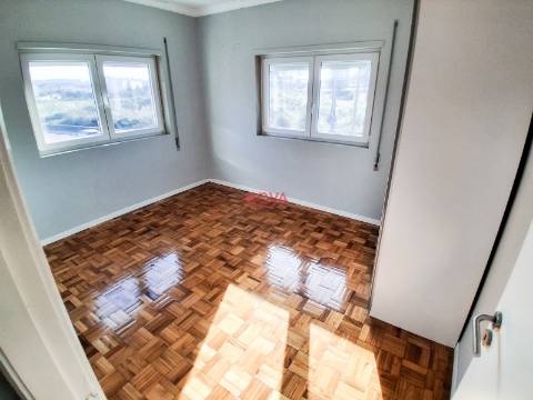 Andar Moradia T3 Venda em Gondomar (São Cosme), Valbom e Jovim,Gondomar