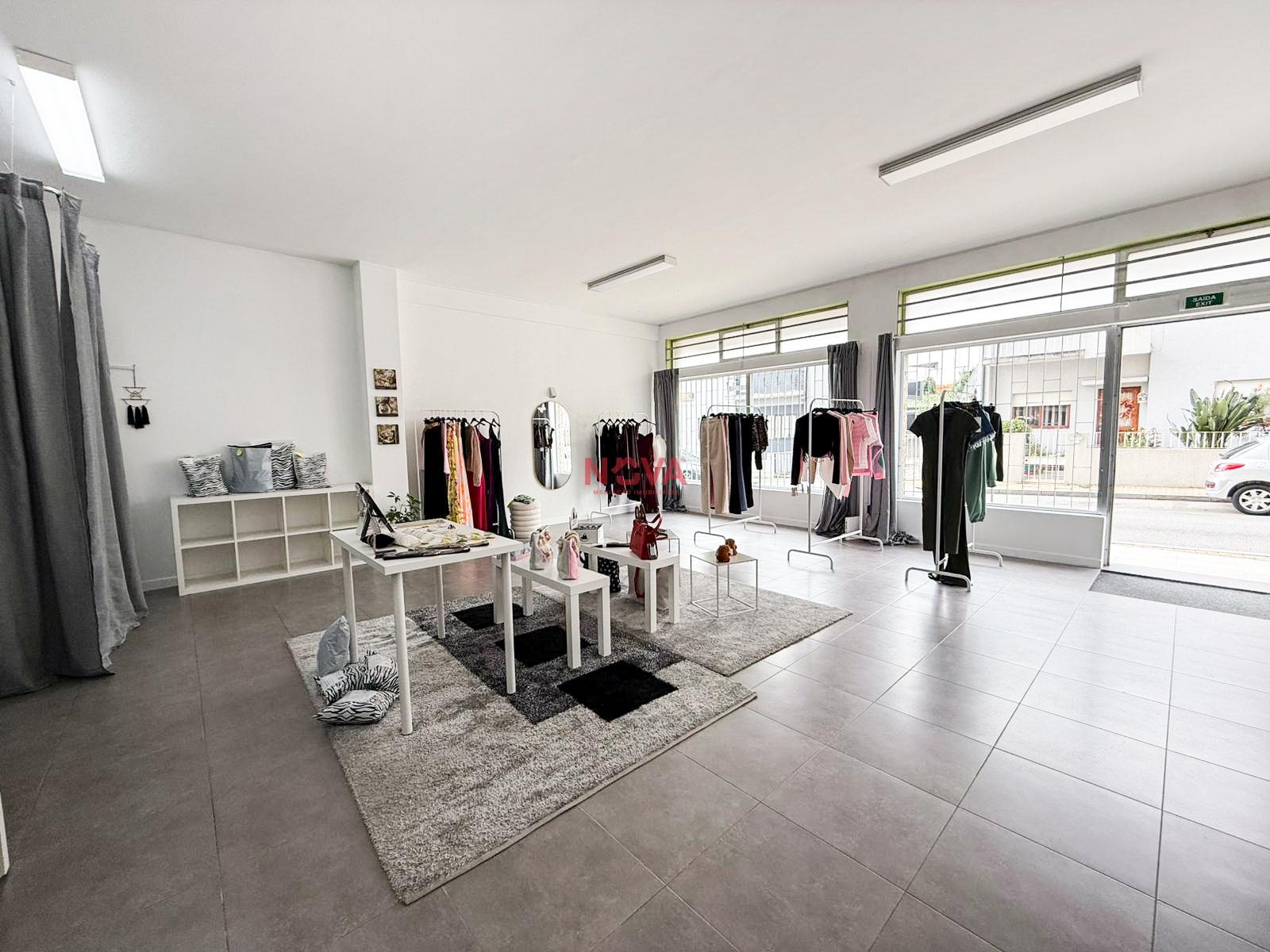 Loja  Arrendamento em Ermesinde,Valongo