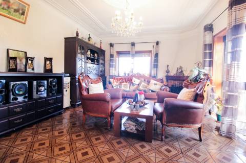 Moradia Isolada T5 Venda em Alvarelhos e Guidões,Trofa