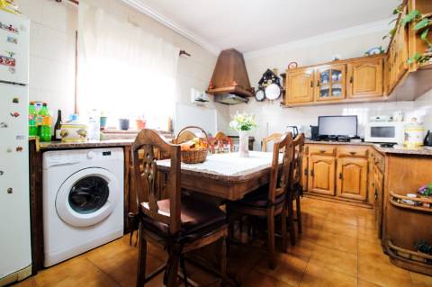 Moradia Isolada T5 Venda em Alvarelhos e Guidões,Trofa