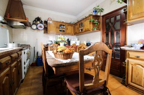 Moradia Isolada T5 Venda em Alvarelhos e Guidões,Trofa