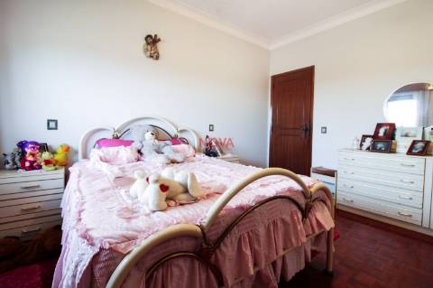 Moradia Isolada T5 Venda em Alvarelhos e Guidões,Trofa
