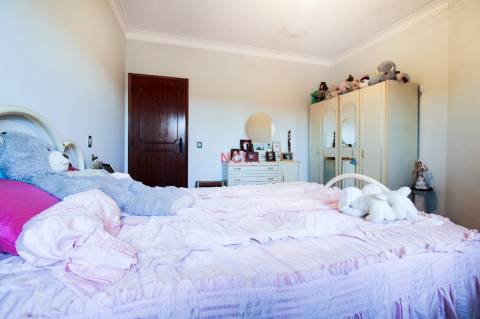 Moradia Isolada T5 Venda em Alvarelhos e Guidões,Trofa