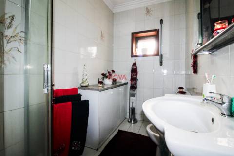 Moradia Isolada T5 Venda em Alvarelhos e Guidões,Trofa