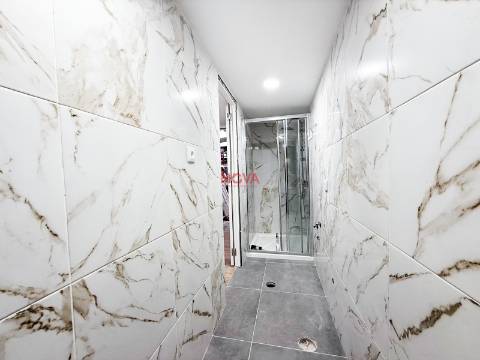 Moradia em Banda T3 Venda em Ermesinde,Valongo