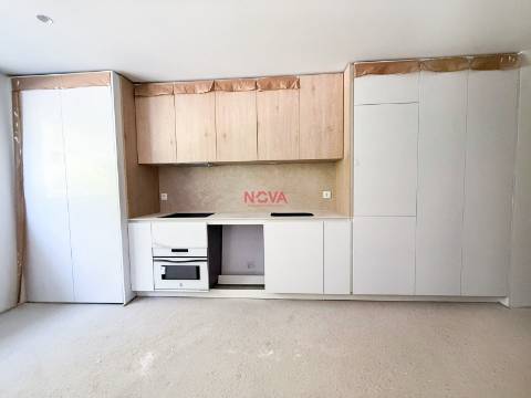 Apartamento T0 Venda em Fânzeres e São Pedro da Cova,Gondomar