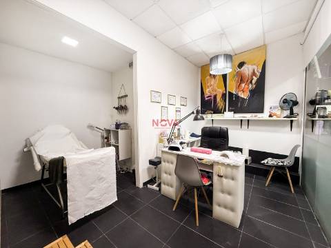 Armazém  Venda em Ermesinde,Valongo