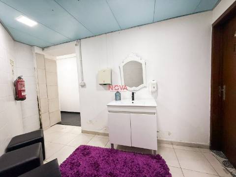 Armazém  Venda em Ermesinde,Valongo