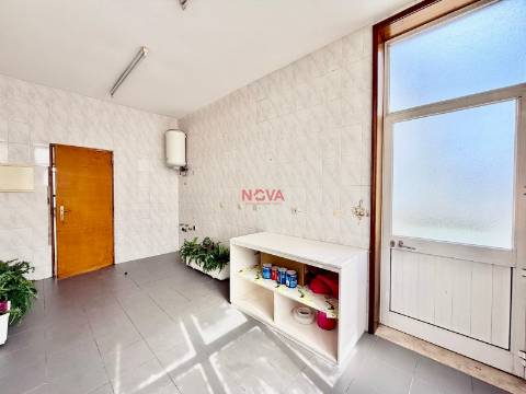 Loja  Venda em Ermesinde,Valongo