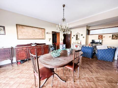 Apartamento T4 Venda em Cedofeita, Santo Ildefonso, Sé, Miragaia, São Nicolau e Vitória,Porto