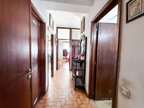 Apartamento T4 Venda em Cedofeita, Santo Ildefonso, Sé, Miragaia, São Nicolau e Vitória,Porto