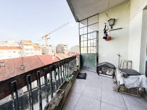 Apartamento T4 Venda em Cedofeita, Santo Ildefonso, Sé, Miragaia, São Nicolau e Vitória,Porto