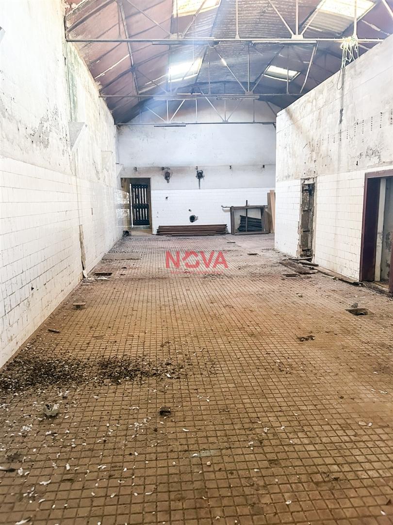 Armazém  Venda em Milheirós,Maia