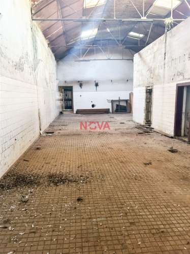 Armazém  Venda em Milheirós,Maia