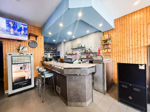 Café  Trespasse em Águas Santas,Maia