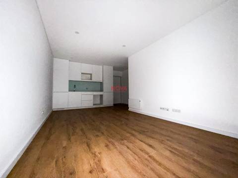 Apartamento T1 Arrendamento em Pedrouços,Maia