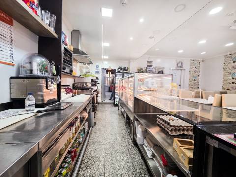 Padaria / Pastelaria  Trespasse em Ermesinde,Valongo
