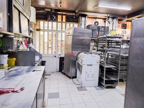 Padaria / Pastelaria  Trespasse em Ermesinde,Valongo
