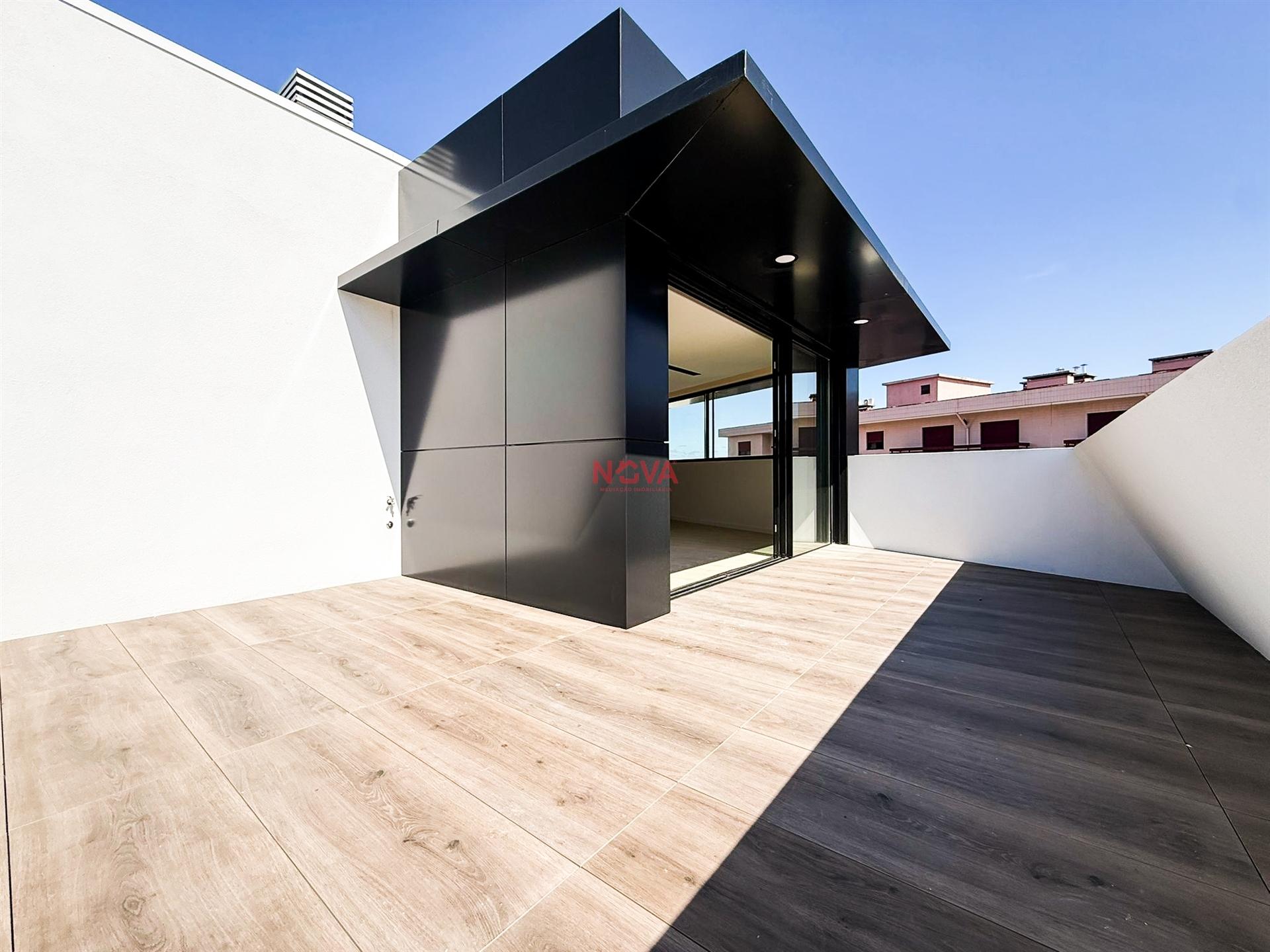Apartamento T3 Venda em Gondomar (São Cosme), Valbom e Jovim,Gondomar