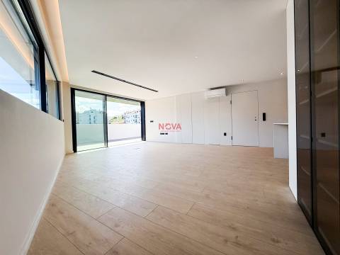 Apartamento T3 Venda em Gondomar (São Cosme), Valbom e Jovim,Gondomar