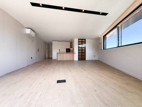 Apartamento T3 Venda em Gondomar (São Cosme), Valbom e Jovim,Gondomar